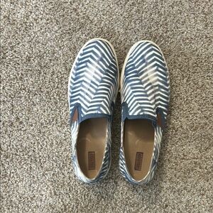 TOMS Blue and White Chevron Slip-On Shoes
